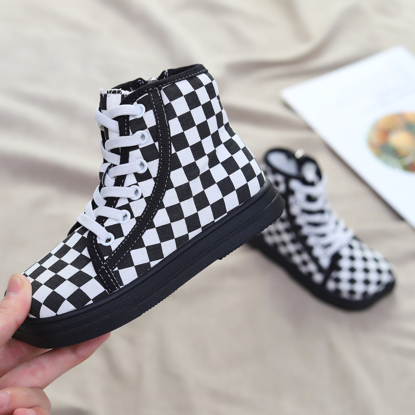 Checkerboard Single Boot