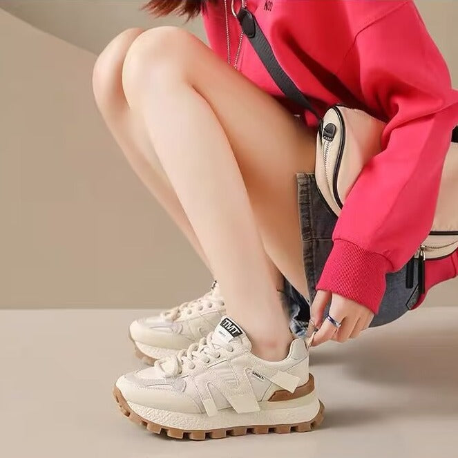 Women's Versatile Sneaker